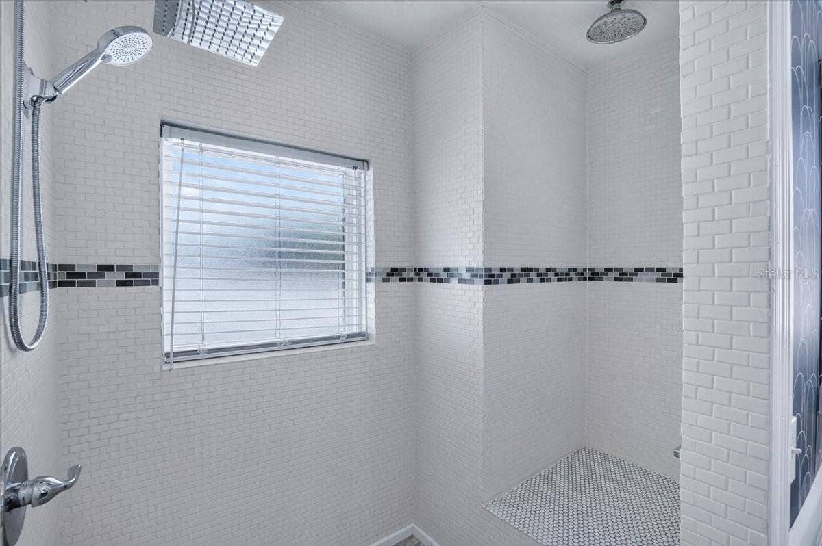 1520 60TH STREET S, Gulfport, FL 33707 1520 60TH STREET S, Gulfport, FL 33707