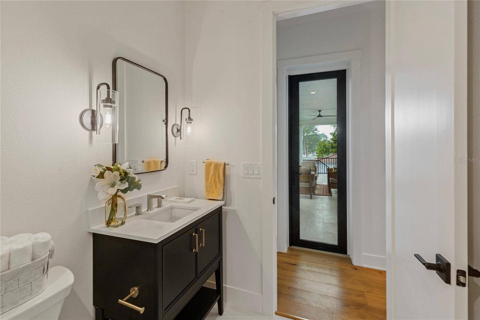 220 90TH AVENUE NE, St Petersburg, FL 33702 220 90TH AVENUE NE, St Petersburg, FL 33702