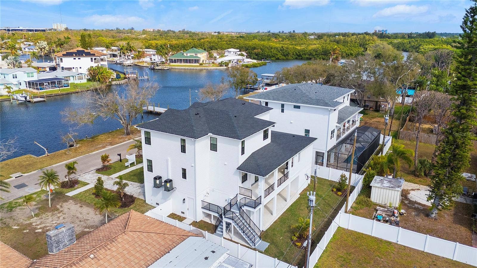 220 90TH AVENUE NE, St Petersburg, FL 33702 220 90TH AVENUE NE, St Petersburg, FL 33702