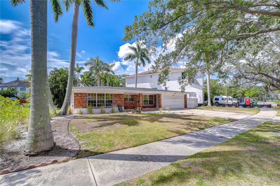 Property photo for 5006 W DICKENS AVENUE, Tampa, FL