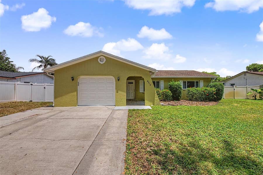 Property photo for 4212 GRAY SQUIRREL LANE, New Port Richey, FL