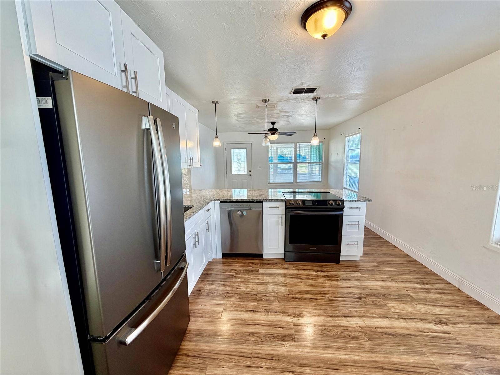 311 W BELLA VISTA STREET, Lakeland, FL 33805 311 W BELLA VISTA STREET, Lakeland, FL 33805