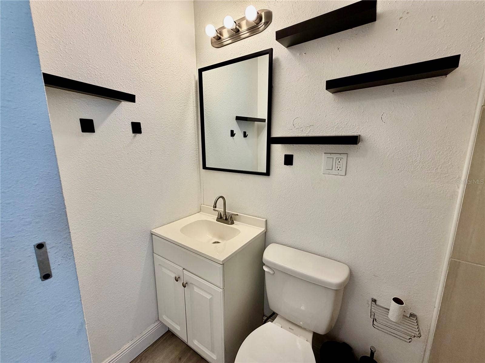 311 W BELLA VISTA STREET, Lakeland, FL 33805 311 W BELLA VISTA STREET, Lakeland, FL 33805