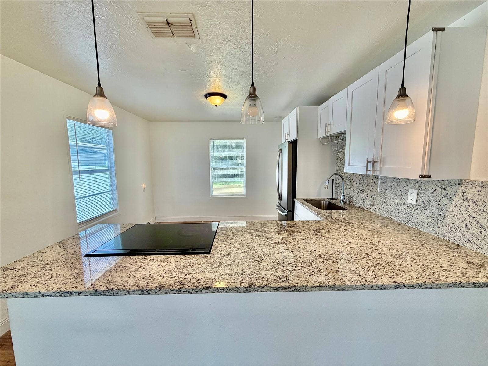 311 W BELLA VISTA STREET, Lakeland, FL 33805 311 W BELLA VISTA STREET, Lakeland, FL 33805