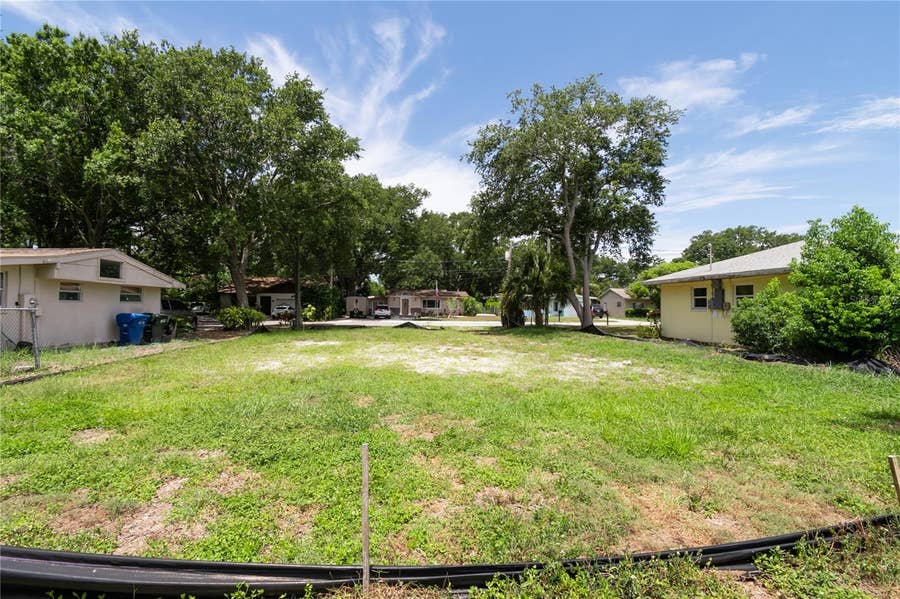 Property photo for 658 15TH STREET NW, Largo, FL