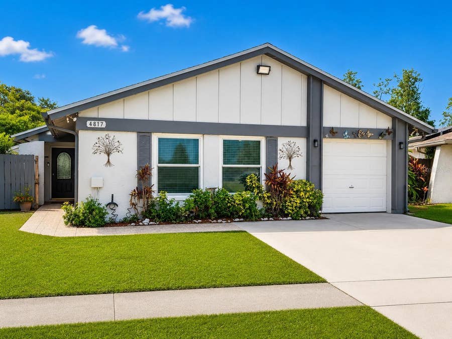 Property photo for 4817 GROVE POINT DRIVE, Tampa, FL