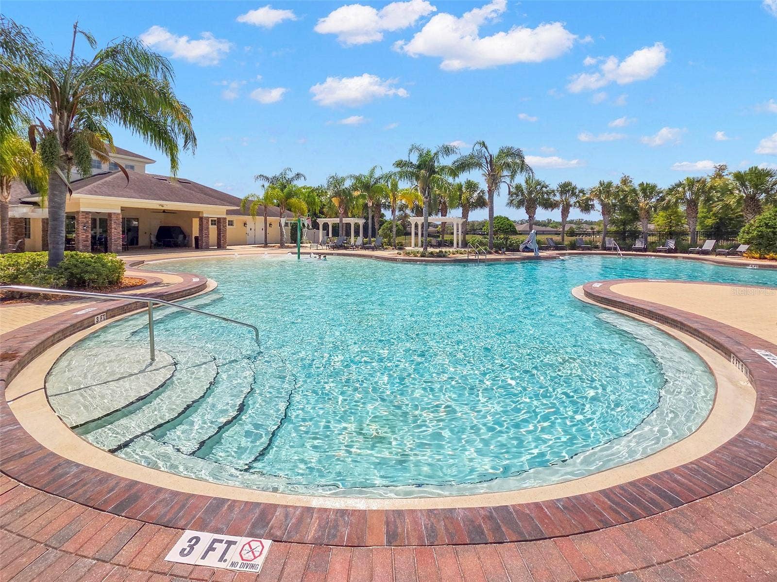 13627 CREST LAKE DRIVE, Hudson, FL 34669 13627 CREST LAKE DRIVE, Hudson, FL 34669