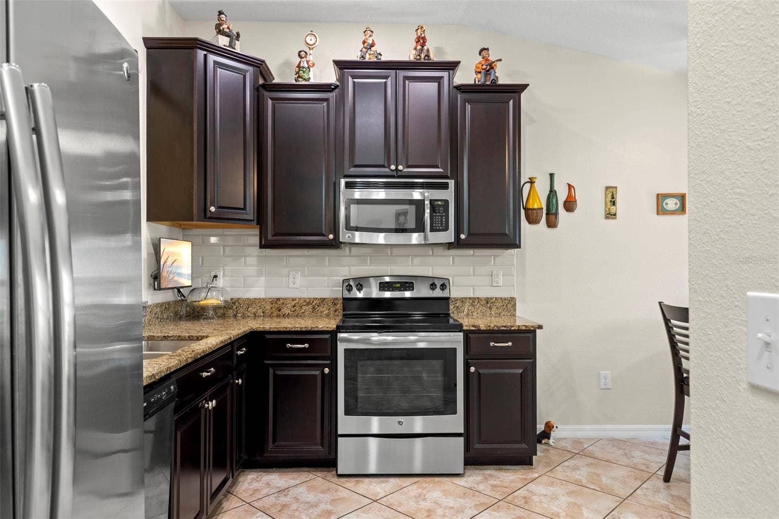 13627 CREST LAKE DRIVE, Hudson, FL 34669 13627 CREST LAKE DRIVE, Hudson, FL 34669