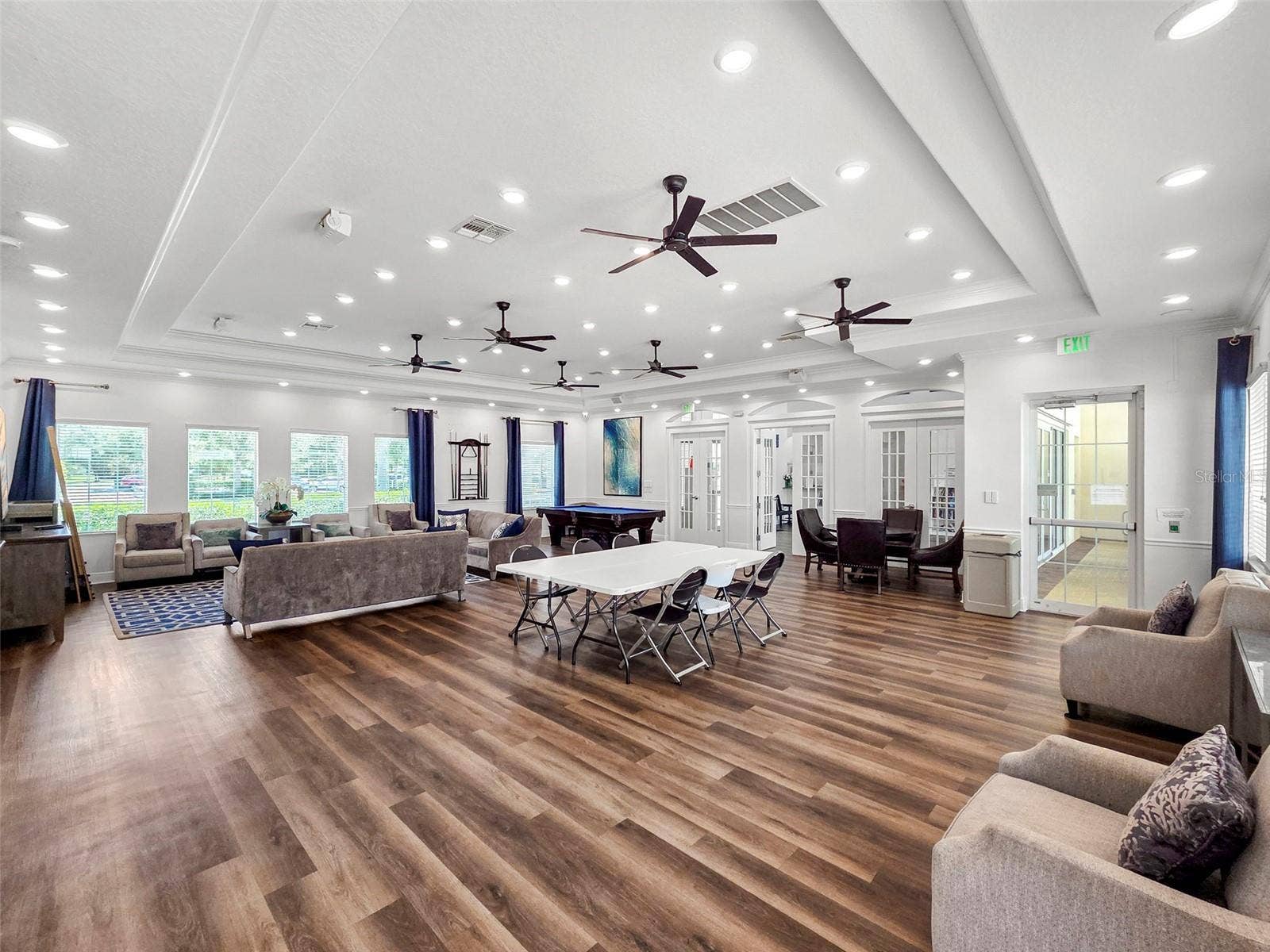 13627 CREST LAKE DRIVE, Hudson, FL 34669 13627 CREST LAKE DRIVE, Hudson, FL 34669