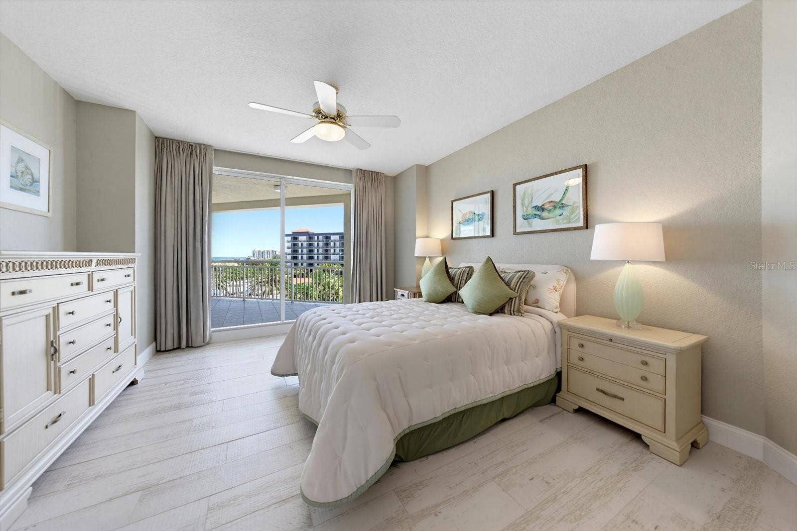 1170 GULF BOULEVARD, #404, Clearwater Beach, FL 33767 Your relaxation oasis awaits.....
