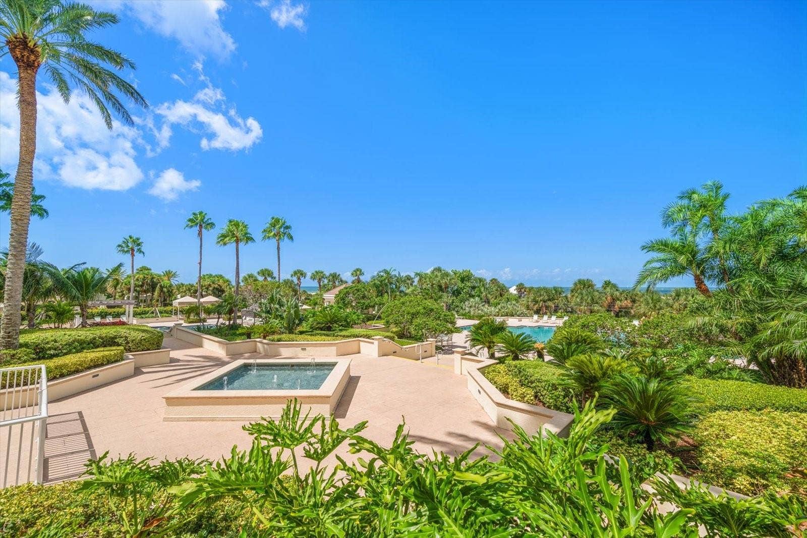 1170 GULF BOULEVARD, #404, Clearwater Beach, FL 33767 Whether it's a day at the pool, spa or beach, you can chose your best place to be a part of the coastal life.