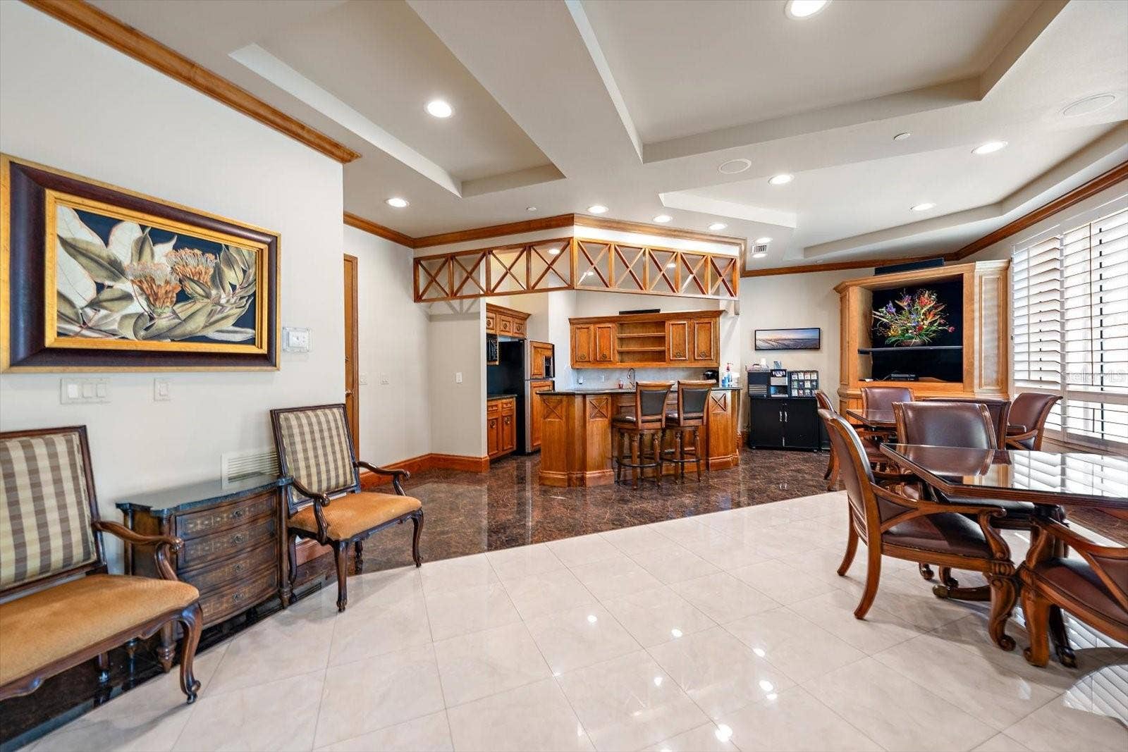 1170 GULF BOULEVARD, #404, Clearwater Beach, FL 33767 Coastal sophistication from the moment you walk in.