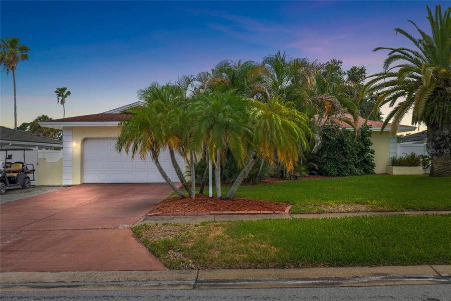 Property photo for 1070 MCCARTY STREET, Dunedin, FL