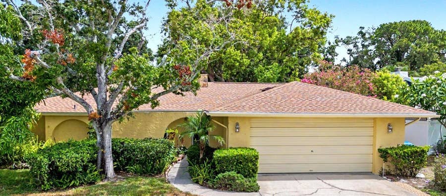 Property photo for 1100 PERSIMMON DRIVE, Palm Harbor, FL