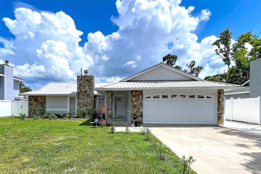 Property photo for 5520 FULMAR DRIVE, Tampa, FL