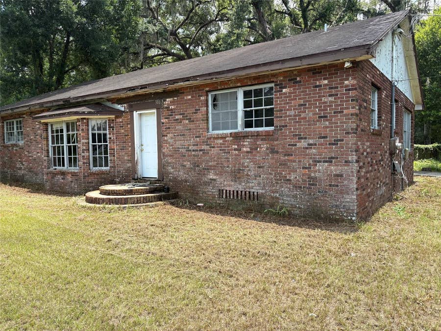 Property photo for 3101 BLOOMINGDALE AVE, Valrico, FL