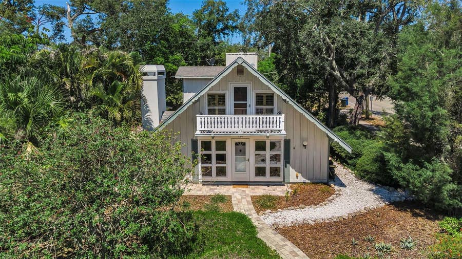 Property photo for 380 COLONIAL COURT, Dunedin, FL