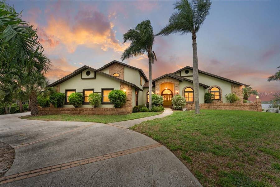 Property photo for 1589 MARY LANE, Tarpon Springs, FL
