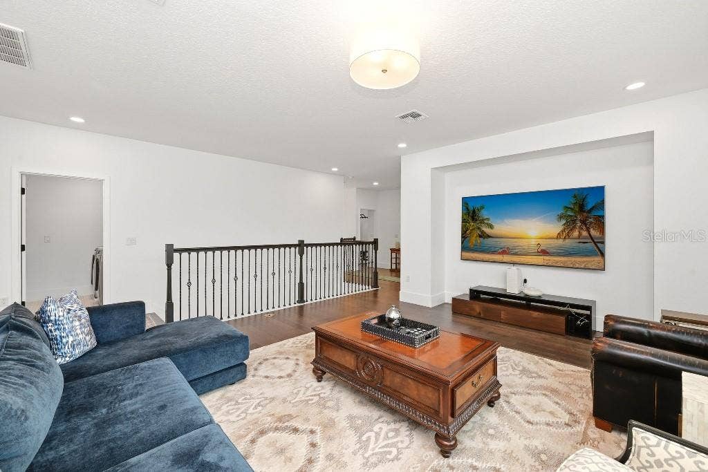 8426 MOREHOUSE DRIVE, Orlando, FL 32836 8426 MOREHOUSE DRIVE, Orlando, FL 32836