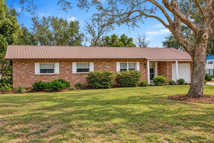 Property photo for 12212 FLORAL LANE, Thonotosassa, FL
