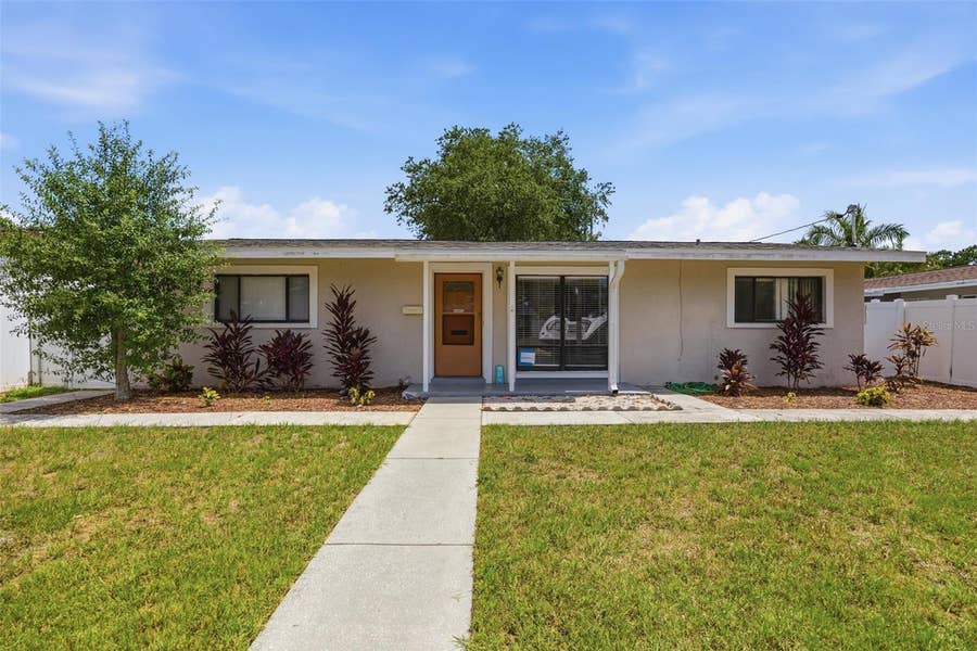 Property photo for 410 42ND AVENUE NE, St Petersburg, FL