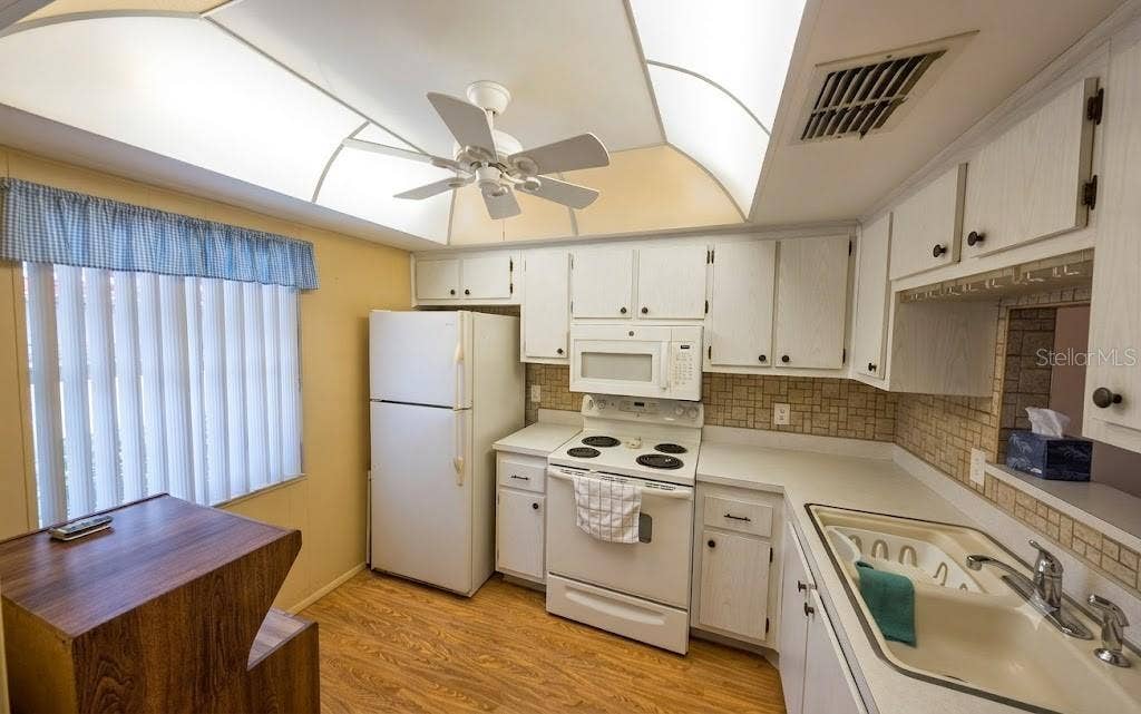 601 N HERCULES AVENUE, #1205, Clearwater, FL 33765