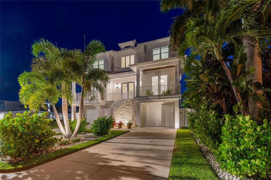 Property photo for 17715 WALL CIRCLE, Redington Shores, FL