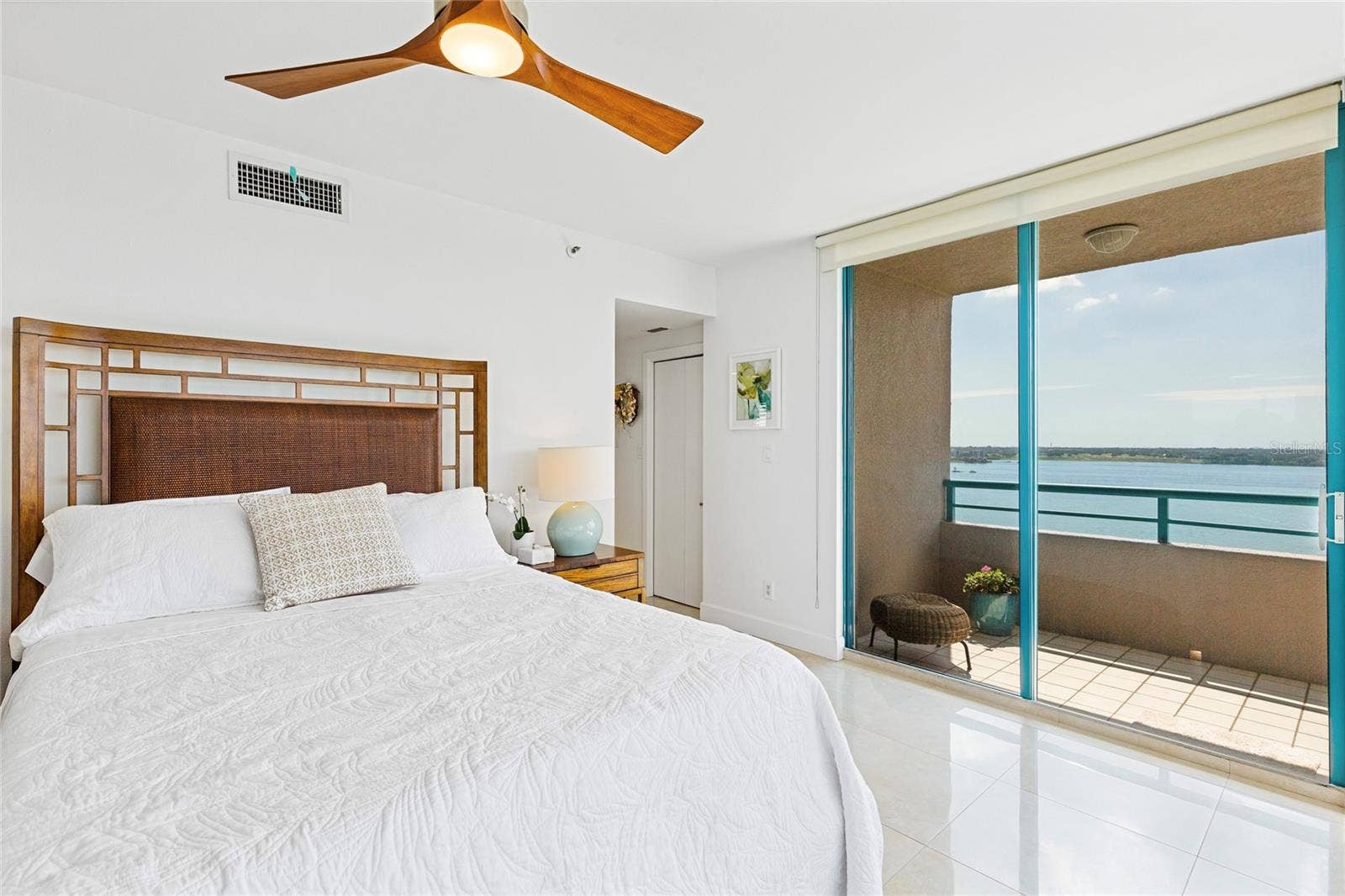 1520 GULF BOULEVARD, #1807, Clearwater Beach, FL 33767