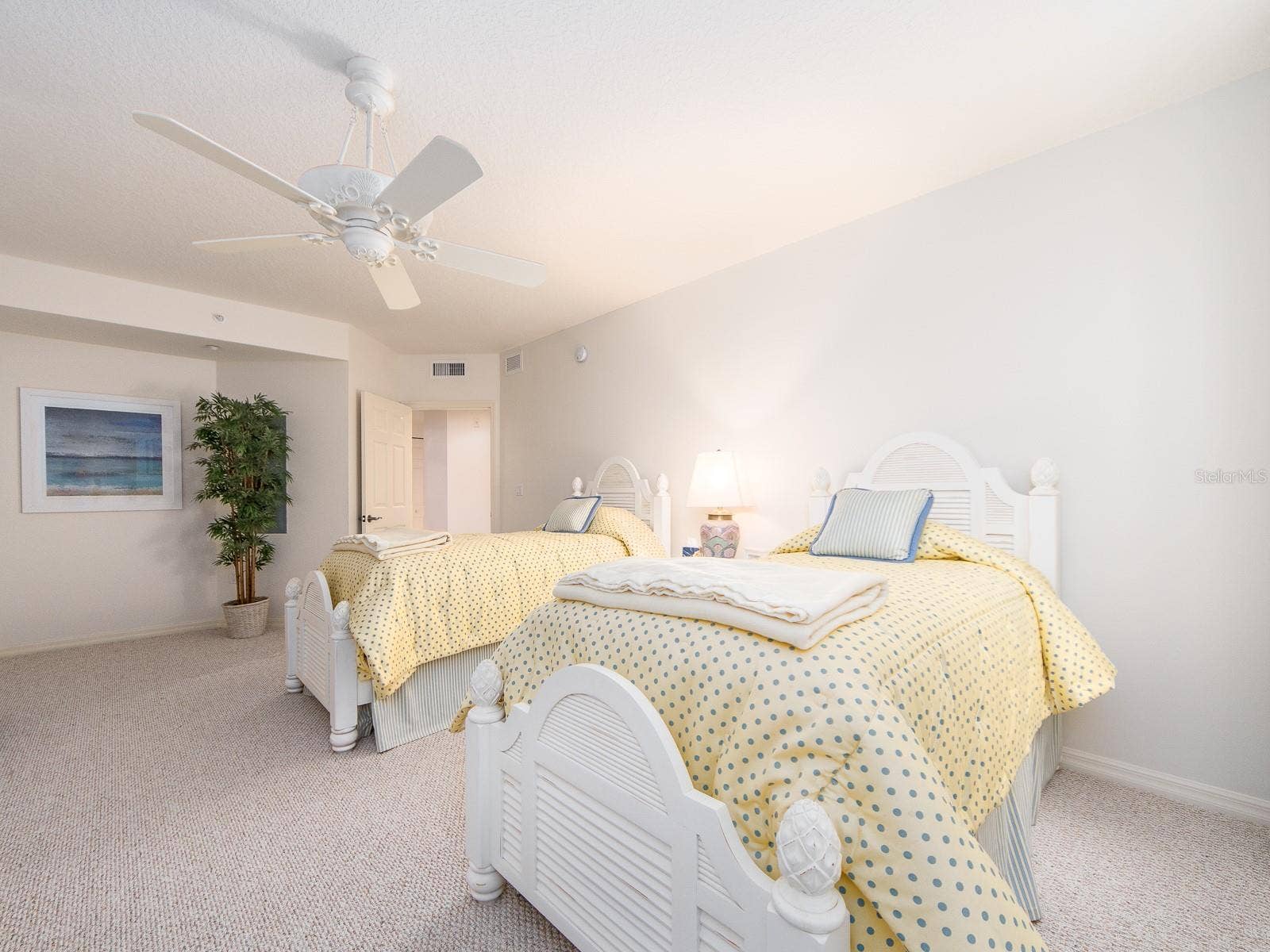 1370 GULF BOULEVARD, #204, Clearwater, FL 33767 1370 GULF BOULEVARD, #204, Clearwater, FL 33767