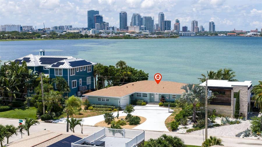 Property photo for 501 22ND AVENUE SE, St Petersburg, FL