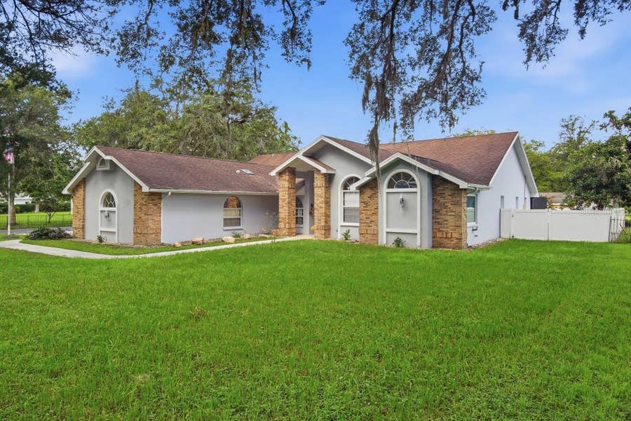 Property photo for 483 LINCOLN AVENUE, Masaryktown, FL