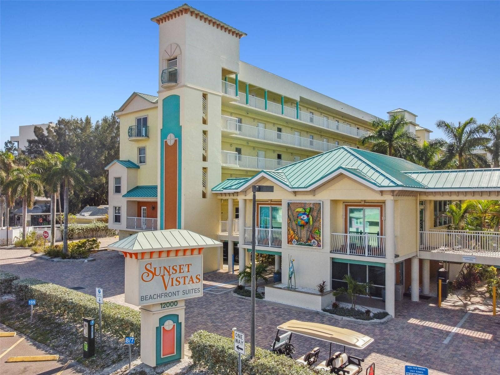 12000 GULF BOULEVARD, #304S, Treasure Island, FL 33706