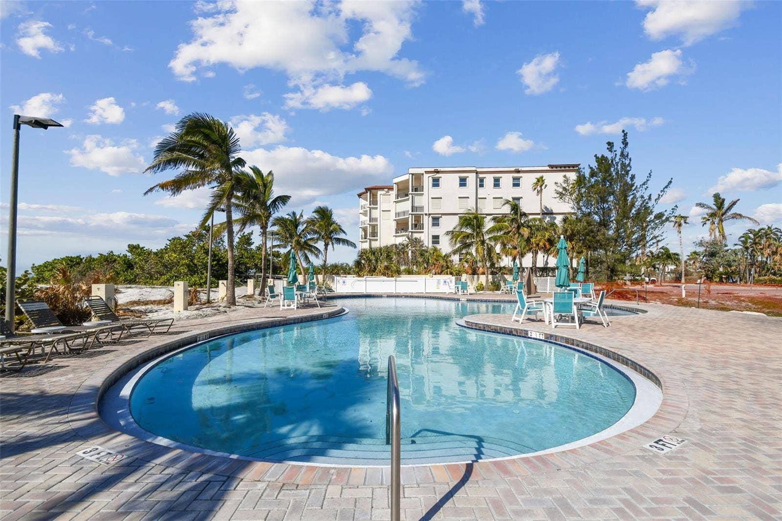 12000 GULF BOULEVARD, #304S, Treasure Island, FL 33706