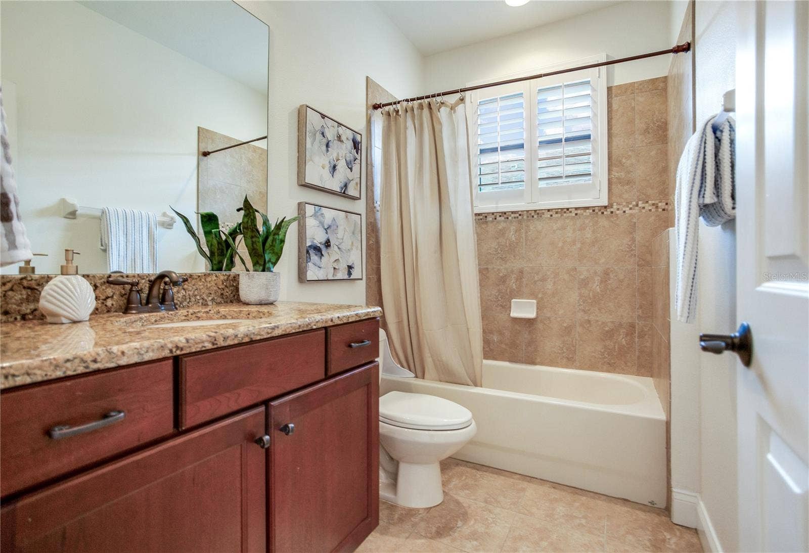 12404 EAGLES ENTRY DRIVE, Odessa, FL 33556 12404 EAGLES ENTRY DRIVE, Odessa, FL 33556