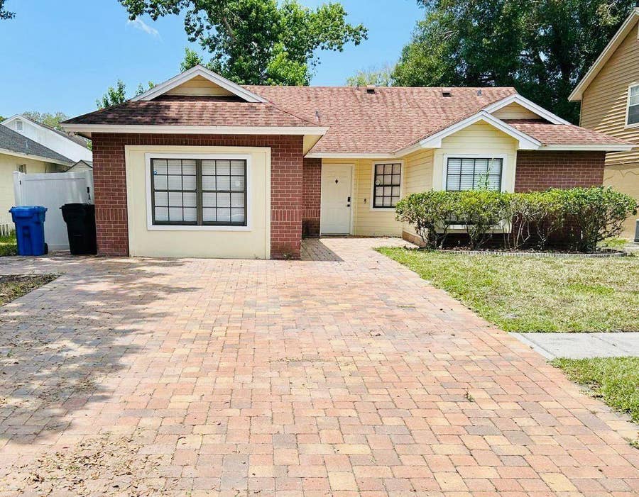 Property photo for 12718 TROWBRIDGE LANE, Tampa, FL