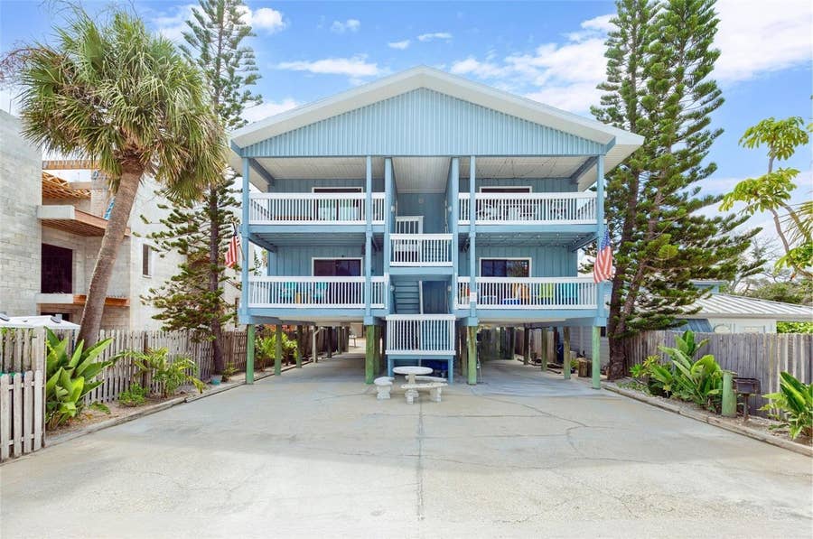 Property photo for 812 GULF BLVD, #3, Indian Rocks Beach, FL