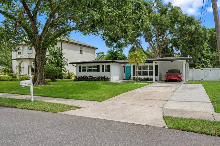 Property photo for 5104 W CLEVELAND STREET, Tampa, FL