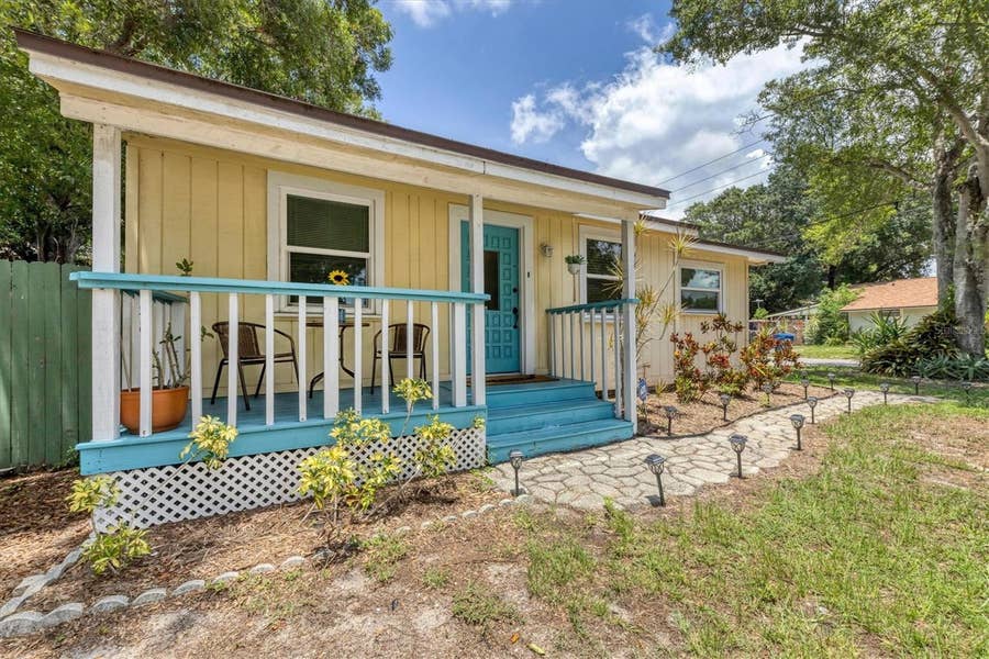 Property photo for 900 BEVERLY AVENUE, Largo, FL
