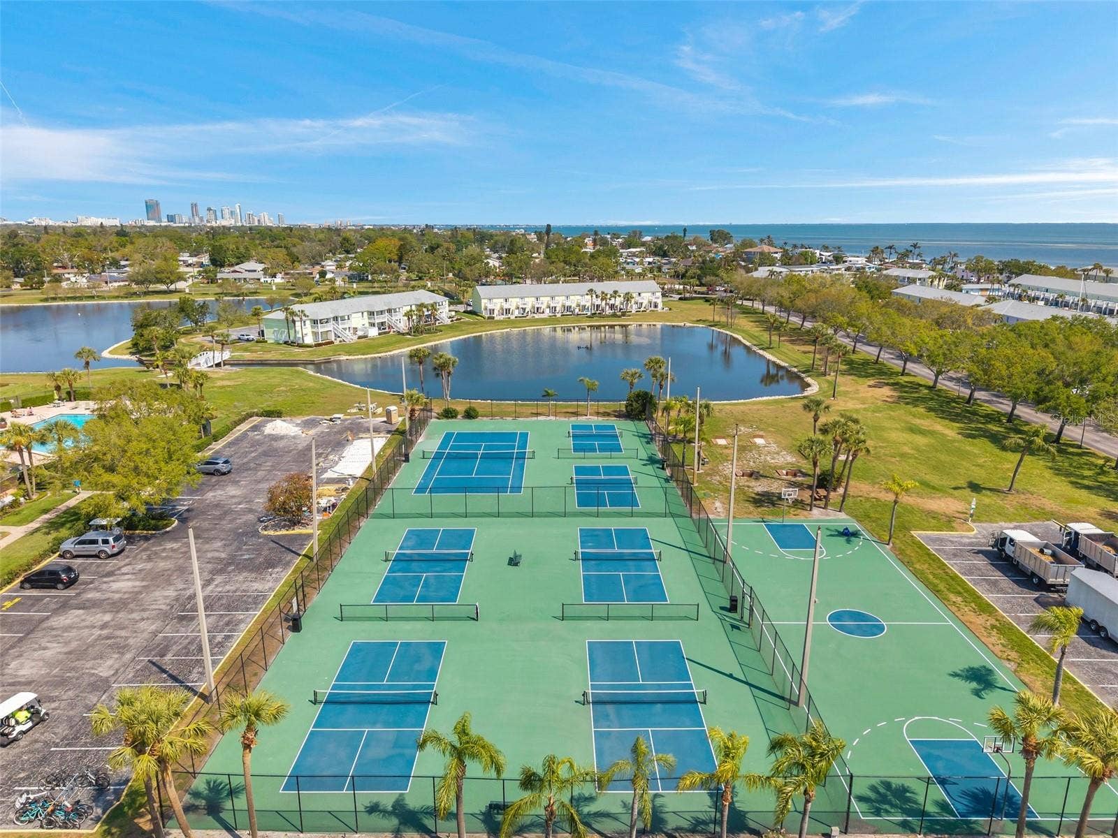 4725 COQUINA KEY DRIVE SE, #D, St Petersburg, FL 33705 4725 COQUINA KEY DRIVE SE, #D, St Petersburg, FL 33705