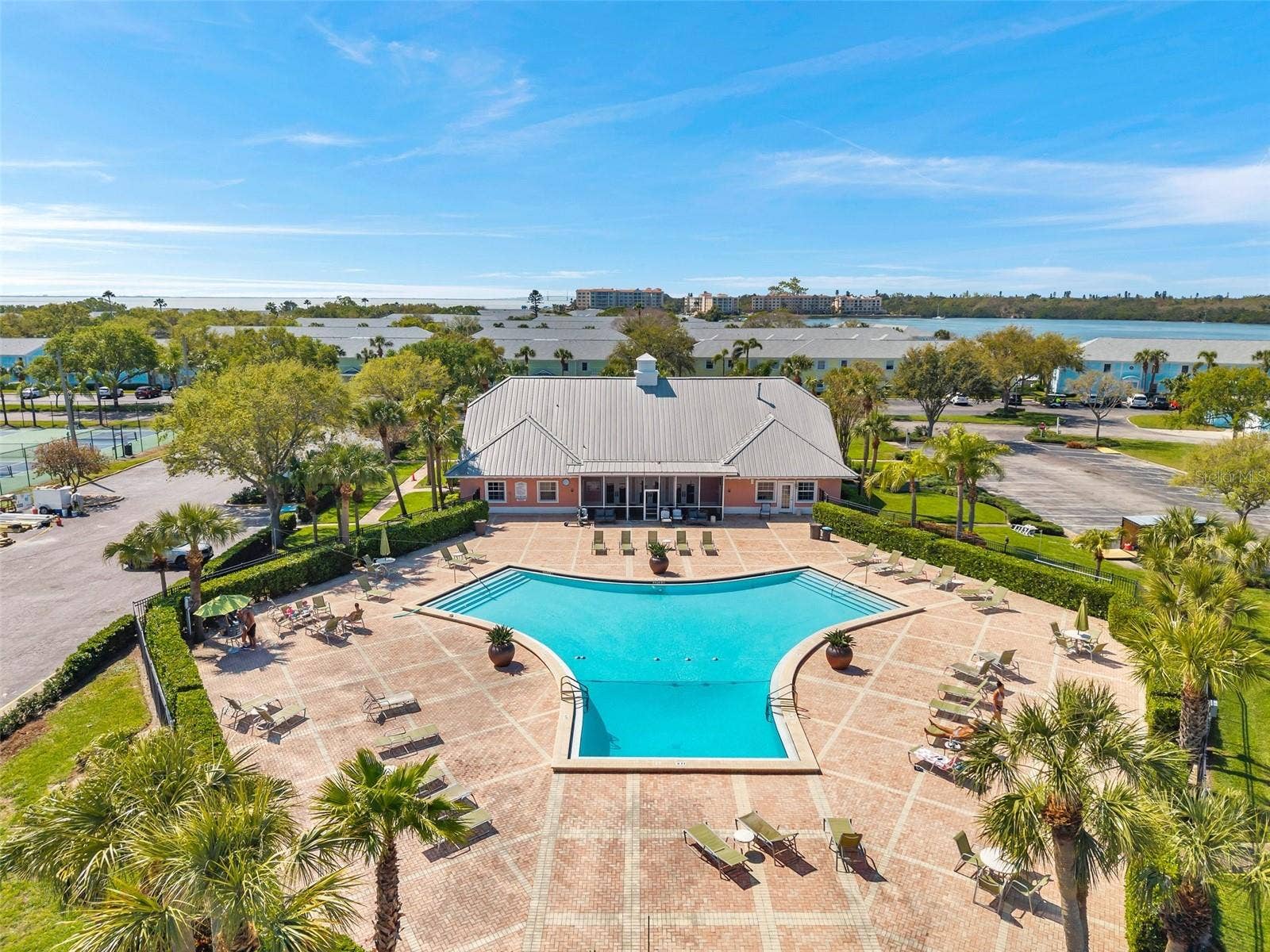 4725 COQUINA KEY DRIVE SE, #D, St Petersburg, FL 33705 4725 COQUINA KEY DRIVE SE, #D, St Petersburg, FL 33705