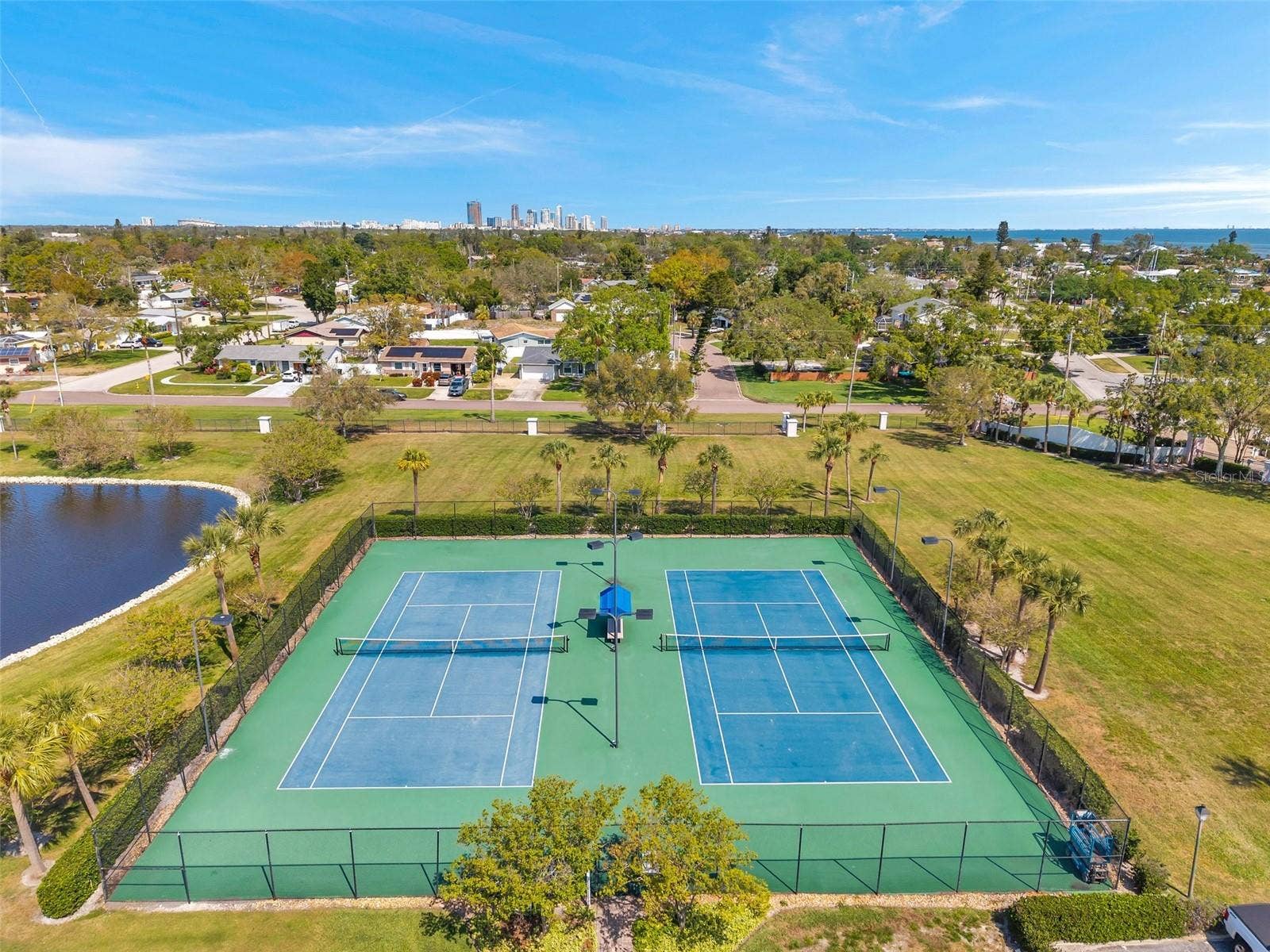 4725 COQUINA KEY DRIVE SE, #D, St Petersburg, FL 33705 4725 COQUINA KEY DRIVE SE, #D, St Petersburg, FL 33705