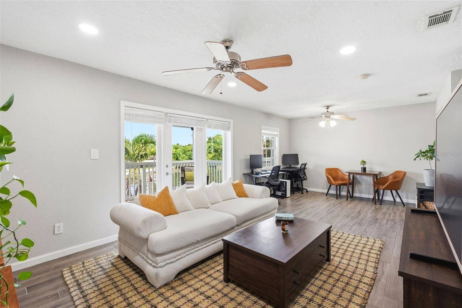 4725 COQUINA KEY DRIVE SE, #D, St Petersburg, FL 33705 4725 COQUINA KEY DRIVE SE, #D, St Petersburg, FL 33705