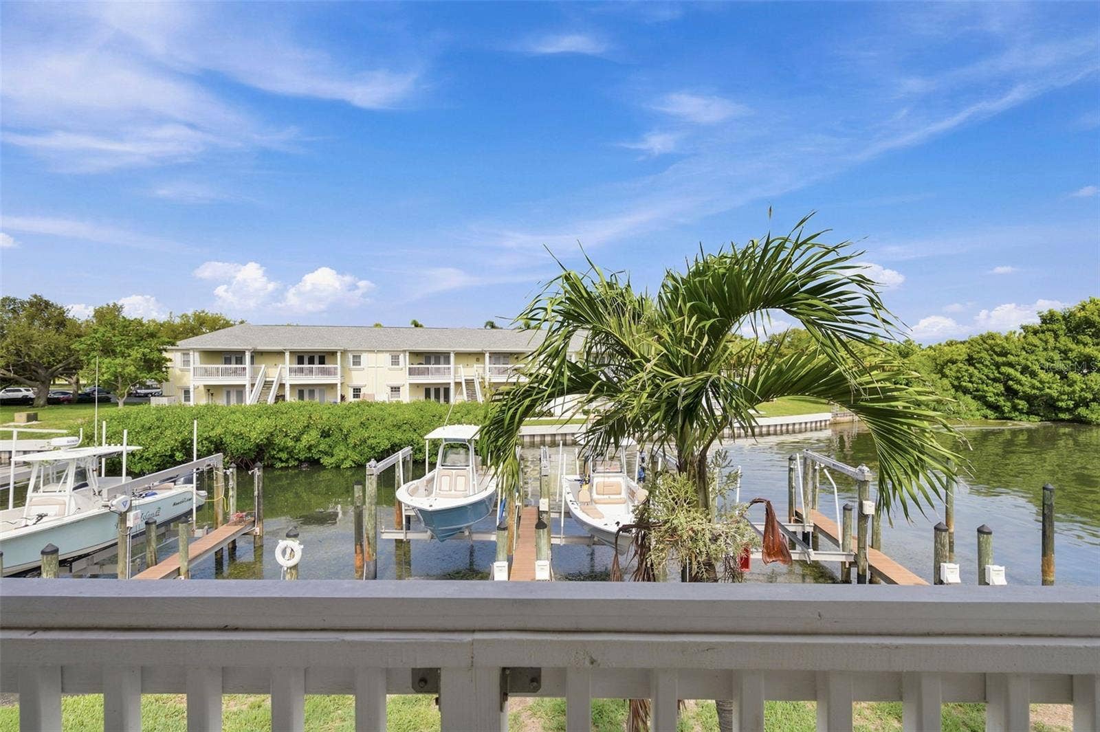 4725 COQUINA KEY DRIVE SE, #D, St Petersburg, FL 33705 4725 COQUINA KEY DRIVE SE, #D, St Petersburg, FL 33705