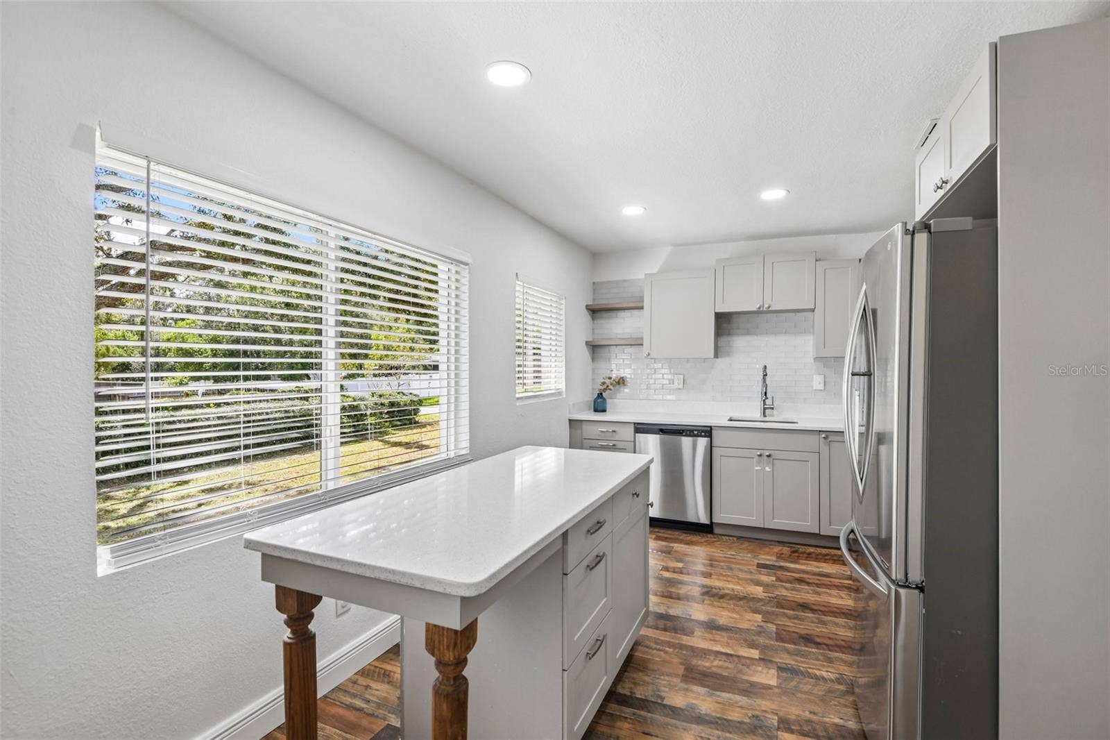 201 REDWOOD AVENUE, Tampa, FL 33617