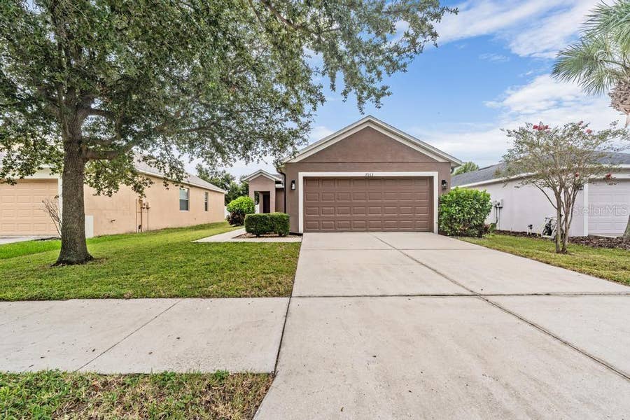 Property photo for 7013 FOREST MERE DRIVE, Riverview, FL