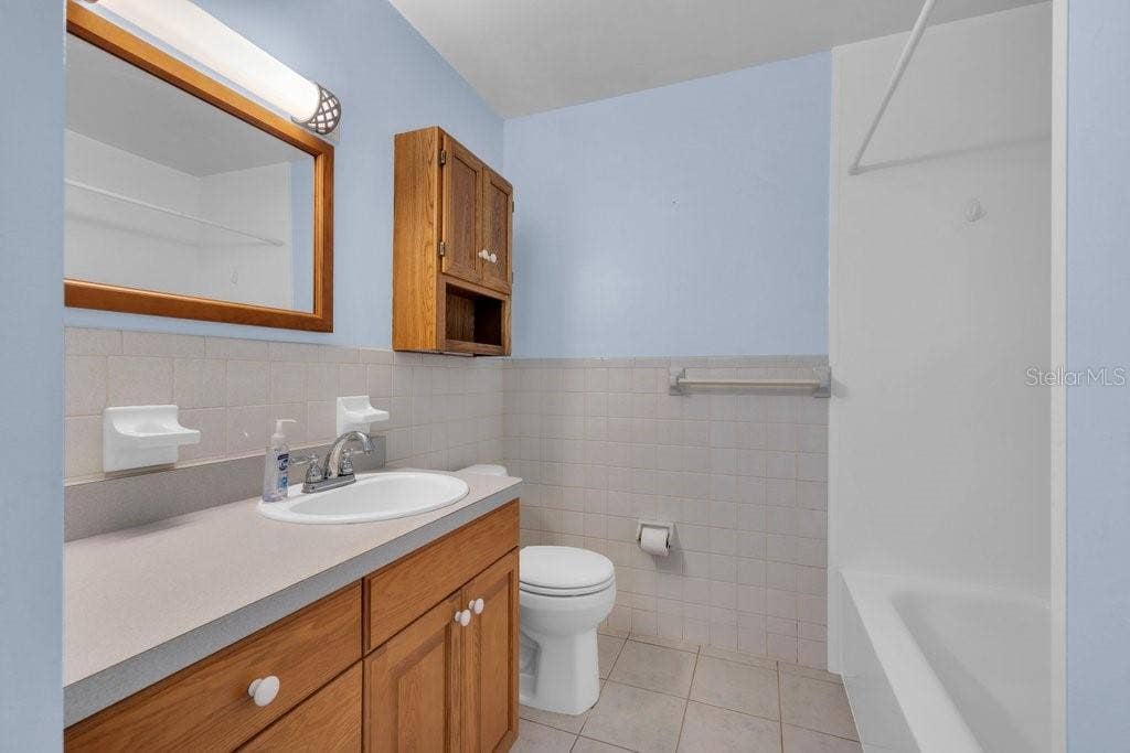 1105 N PARSONS AVENUE, Brandon, FL 33510 1105 N PARSONS AVENUE, Brandon, FL 33510