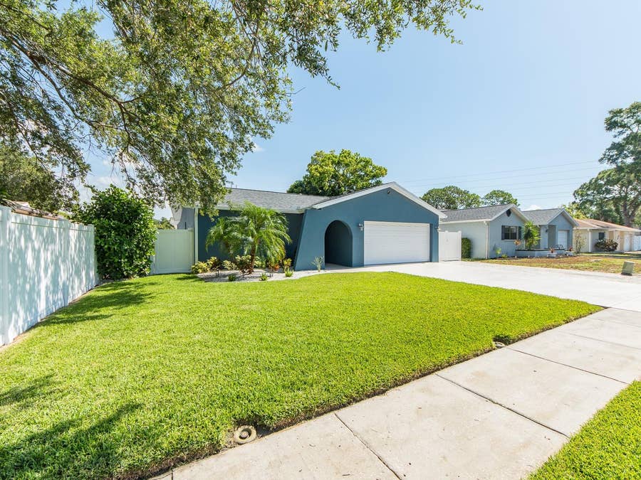 Property photo for 2321 MABEN AVENUE, Palm Harbor, FL