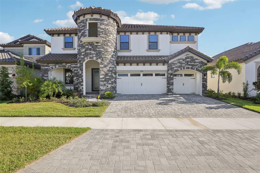 Property photo for 14930 RIDER PASS DRIVE, Lithia, FL