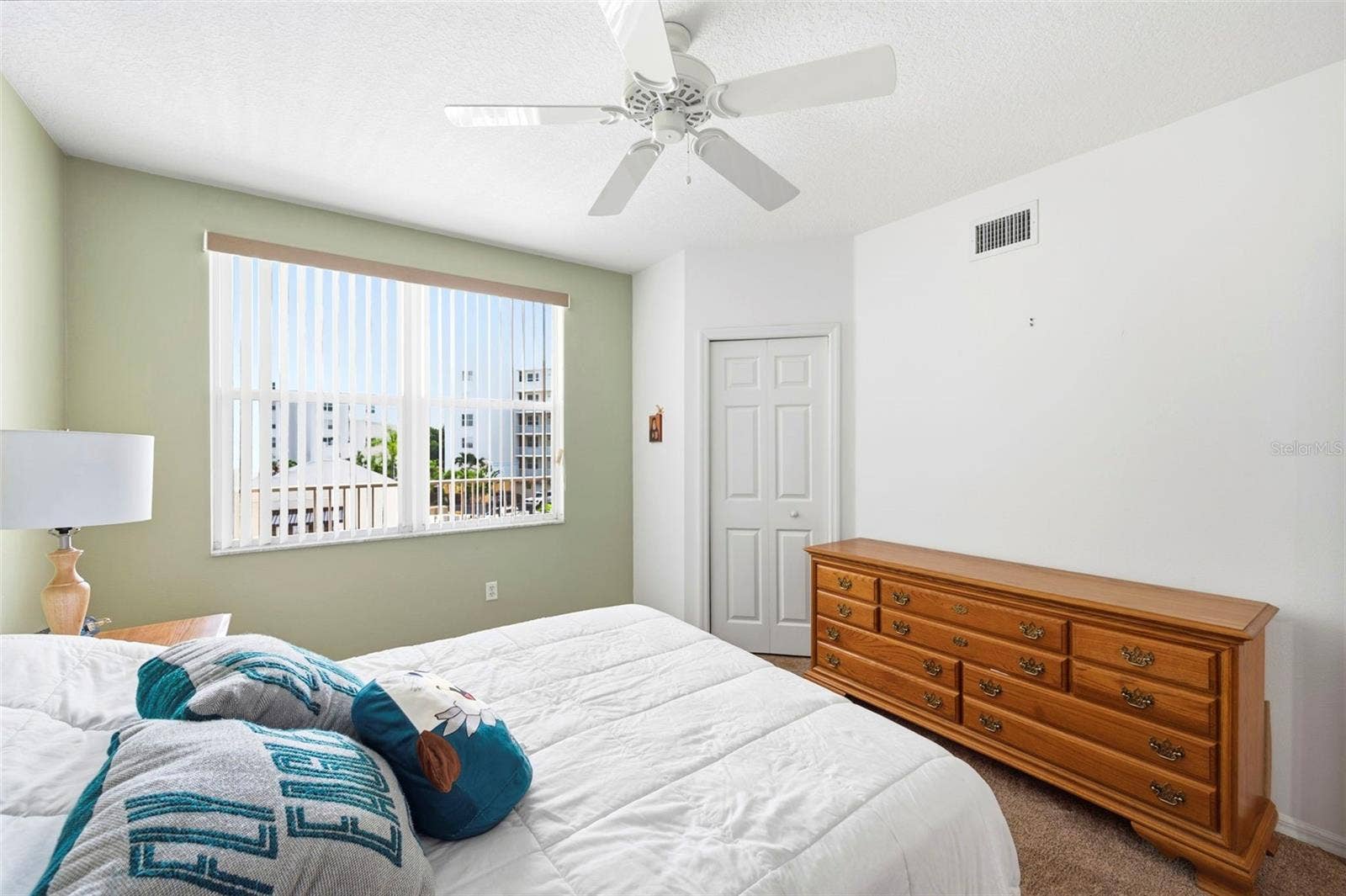 1200 COUNTRY CLUB DRIVE, #2205, Largo, FL 33771