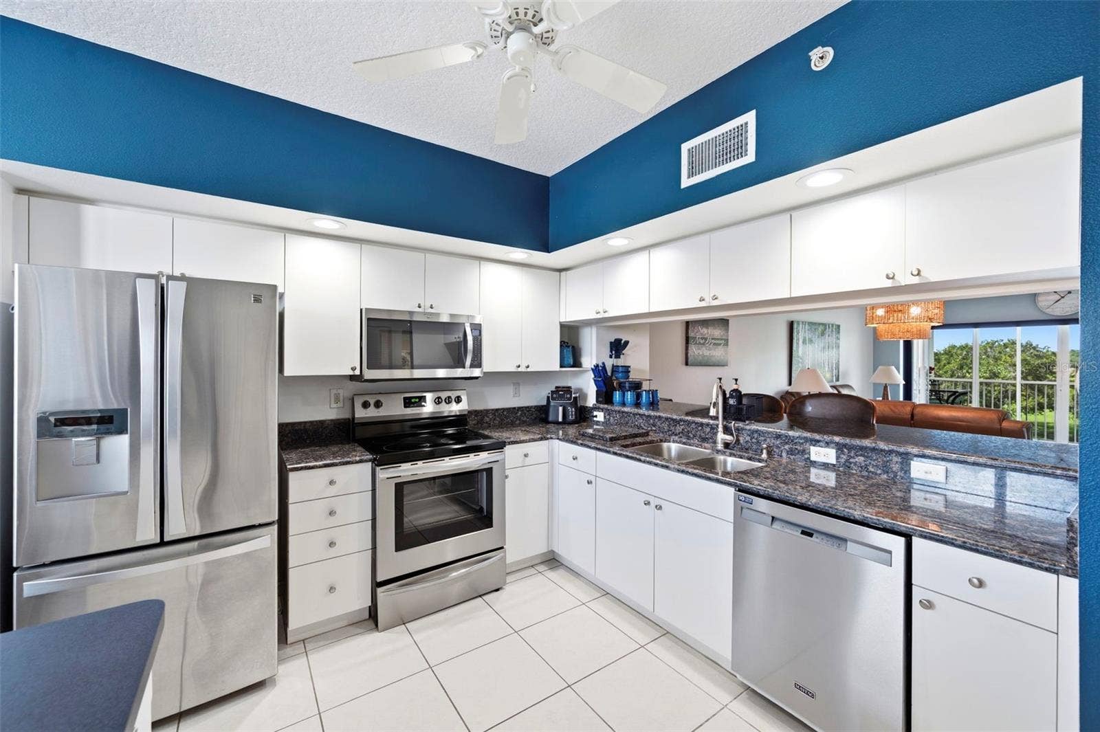 1200 COUNTRY CLUB DRIVE, #2205, Largo, FL 33771